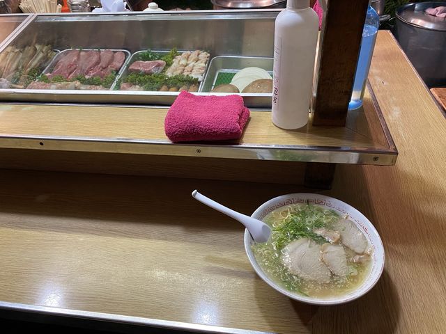 最後のシメに長浜ラーメンだけでもいかがでしょう？