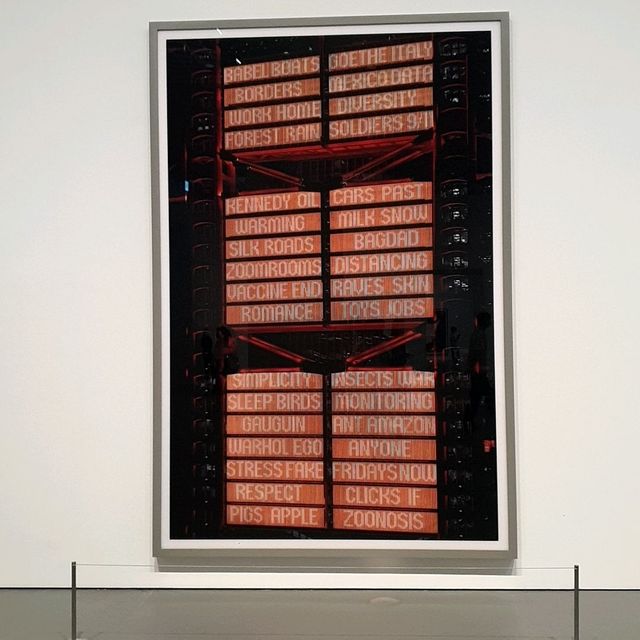 현대사진의 거장, 안드레아스 거스키 개인전