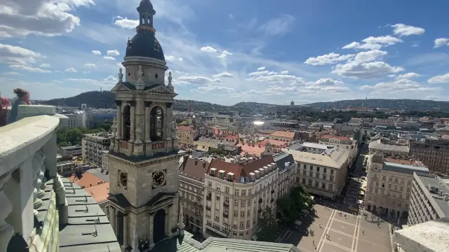 聖伊什特萬聖殿 (St. Stephen's Basilica) 飽覽布達佩斯全城景色