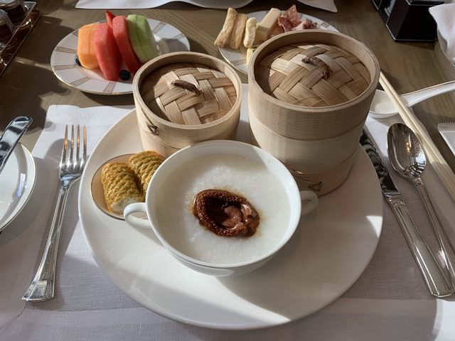 本地遊 | Staycation | The St. Regis Hong Kong 香港瑞吉酒店 | 早餐必食英式水煮蛋及鮑魚雞粥