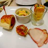 Sea Breeze Cafe Henann Regency Resort 