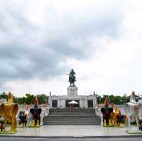 พระบรมราชานุสาวรีย์สมเด็จพระนเรศวรมหาราช