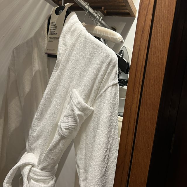 又大又靚栢寧酒店