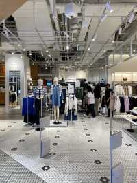 U-Plex ห้างดีเดินเพลินที่ย่าน Sinchon