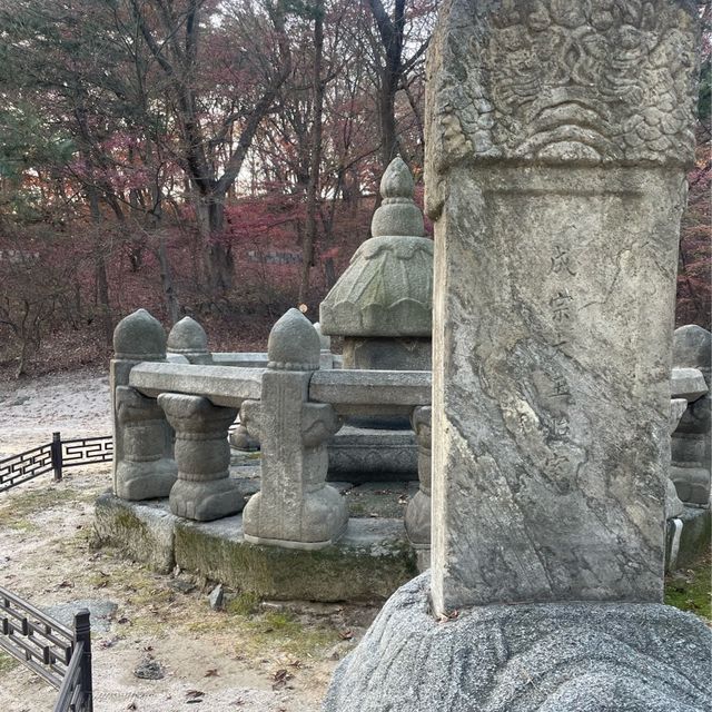 창덕궁에서 창경궁을 따라 걷는길 
