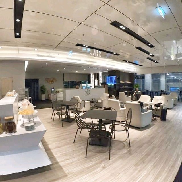 รีวิว​ Miracle Lounge สนามบินสุวรรณภูมิ​