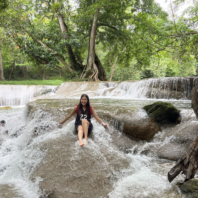 เล่นน้ำสุดฟิน ที่น้ำตกเจ็ดสาวน้อย 