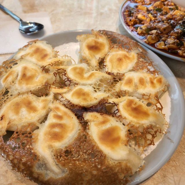 마파두부와 꿔바로우 맛집 "킹수제만두"
