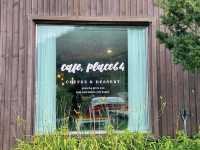 숲뷰 캠핑느낌의 숙소겸 카페 ‘PLACE64'