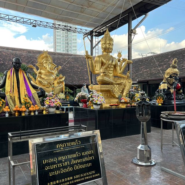 ไหว้พระขอพร🙏🏻