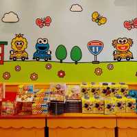 ユニバーサル・ワンダーランド　お土産屋　USJ
