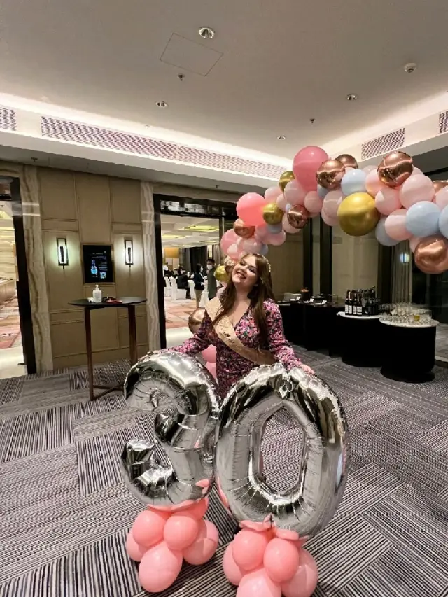 Thirty, Flirty & Thriving🎉