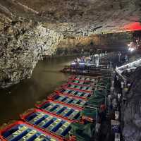 Huanglong cave