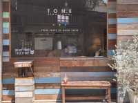 Cafe สไตล์อบอุ่นย่านเมืองเก่าอุทัยธานี