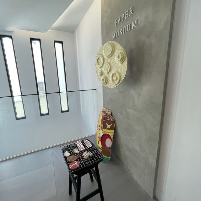 繽紛色彩世界，眾多網美牆佈景-台中紙博館