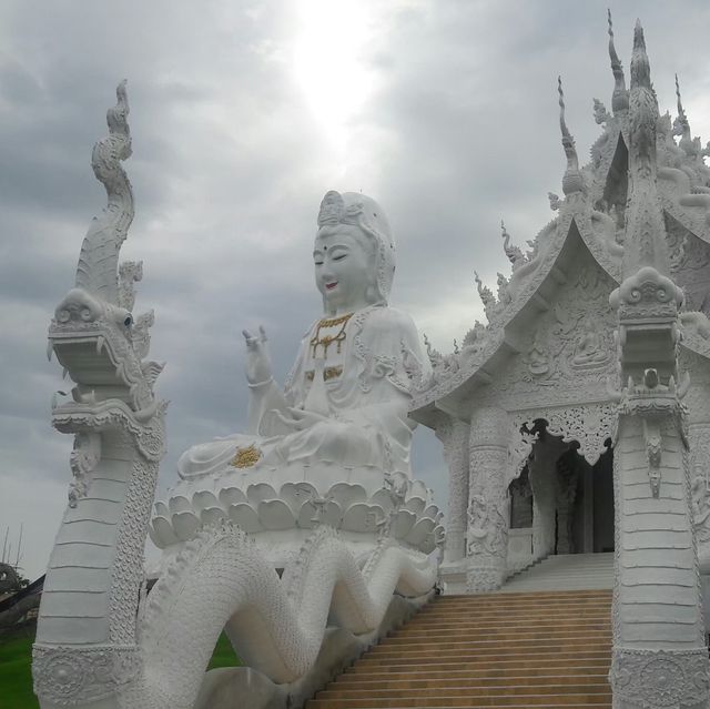 วัดห้วยปลากั้ง ~ Chiang Rai