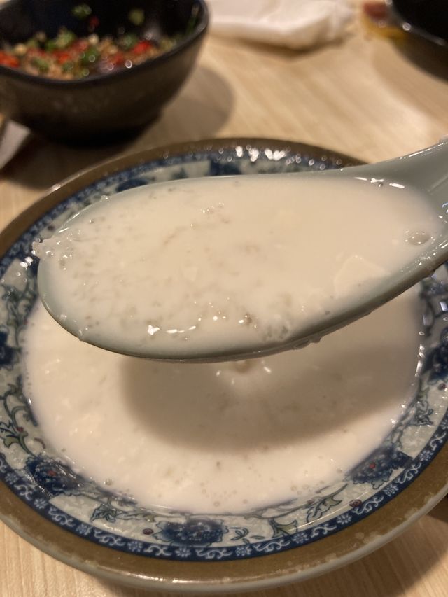 🦀午市都可以食到靚靚海鮮蒸氣鍋！🦞