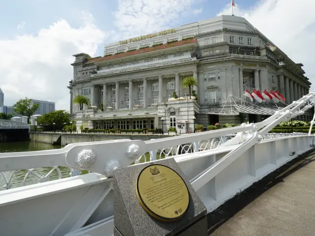 สะพานคาเวนาห์ เก่าแก่ที่สุดของสิงคโปร์