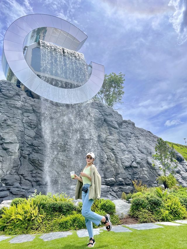 LOF LAND @แกรนด์แคนยอนชลบุรี
