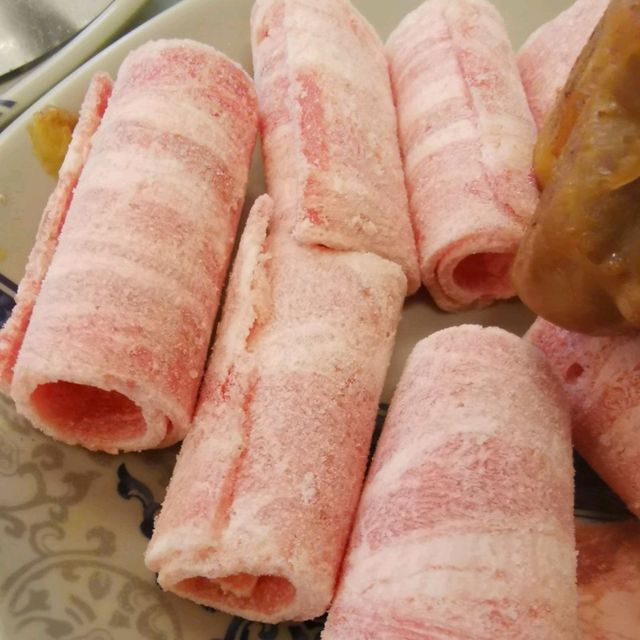 桃園南坎美食推薦～「一鍋羊肉」吃到飽……450元新鮮食材隨你吃的平價羊肉火鍋……CP值超高