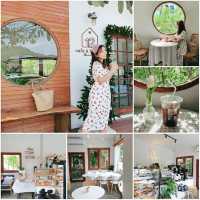 12 Cafe & Bakery @Ranong 🍰🧁🍭☕