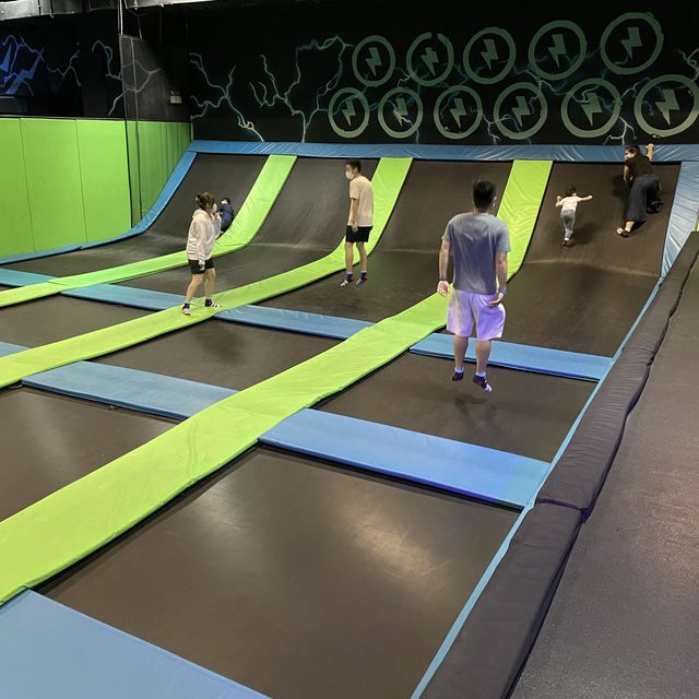 跳！跳！彈床樂園！