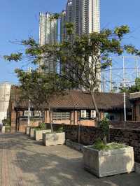 由屠房走到了藝術村。一個地方；兩種風格。