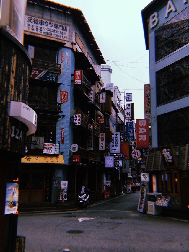 Walking around Seoul 