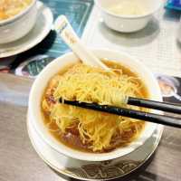 🍜 鮮蝦雲吞但求重質不重量 🦐