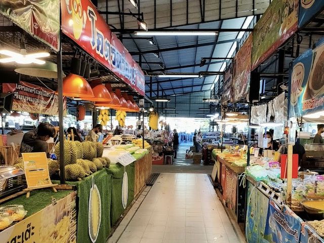 Owl Market ตลาดนกฮูก at Nonthaburi 