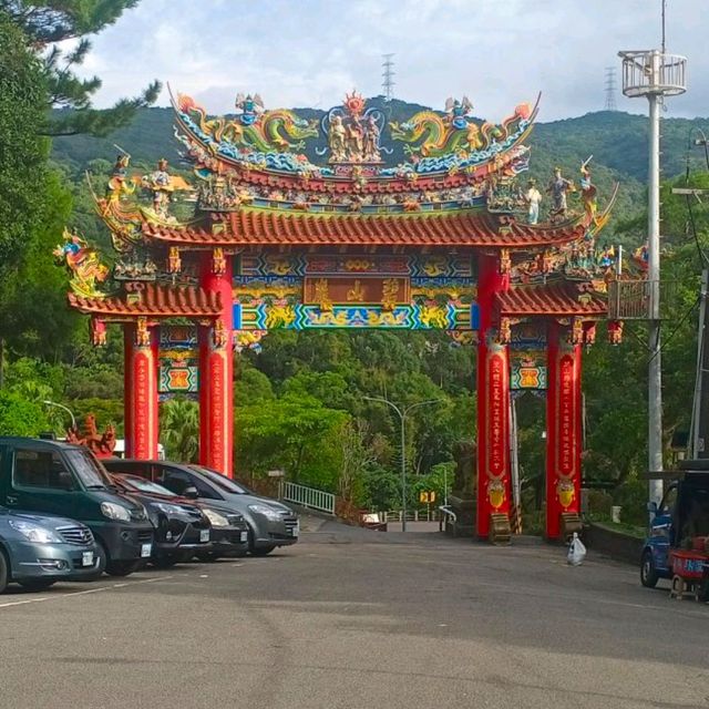內湖碧山巖