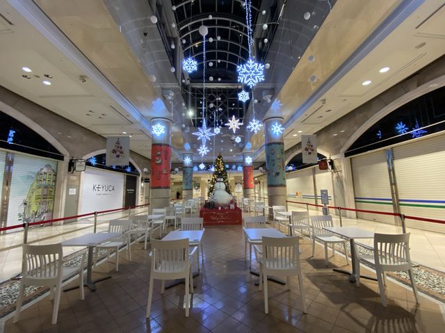 大阪・梅田の地下。ディアモール大阪(DIAMOR Osaka)のクリスマス