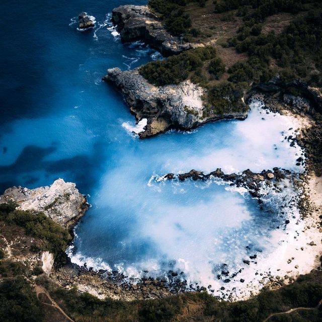 BLUE LAGOON BEACH : NUSA CENINGAN