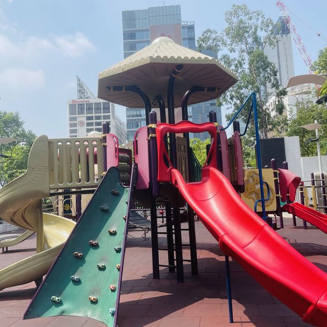 Middle Road’s Children Playground  