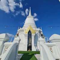 วัดอโศการาม วัดสวยเก่าแก่ที่สายบุญห้ามพลาด