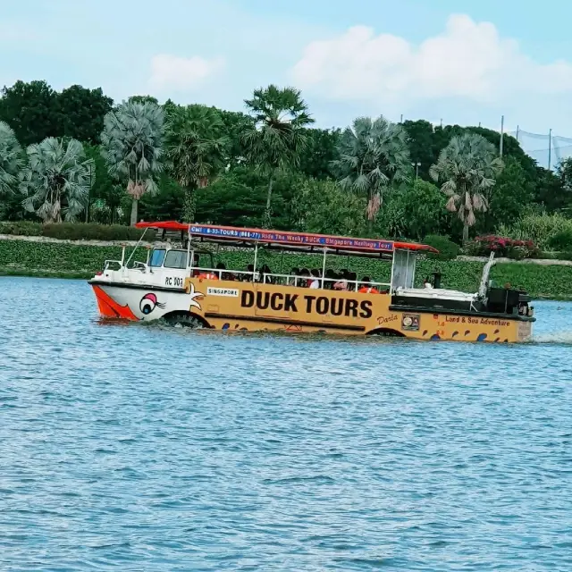 Ducktours in Singapore River Cruise @ Suntec