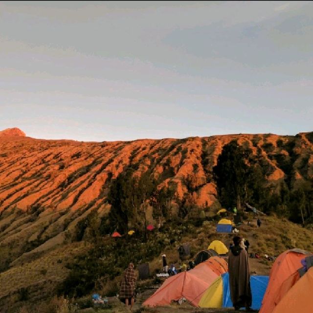 3D2N hike to the summit of Mount Rinjani