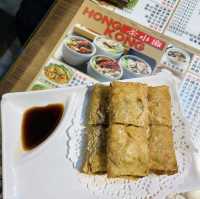 ［台北/東區］ 茶水攤🇭🇰｜香港人也推薦的道地港式茶餐廳！鮮蝦腐皮捲好吃欸🤤 