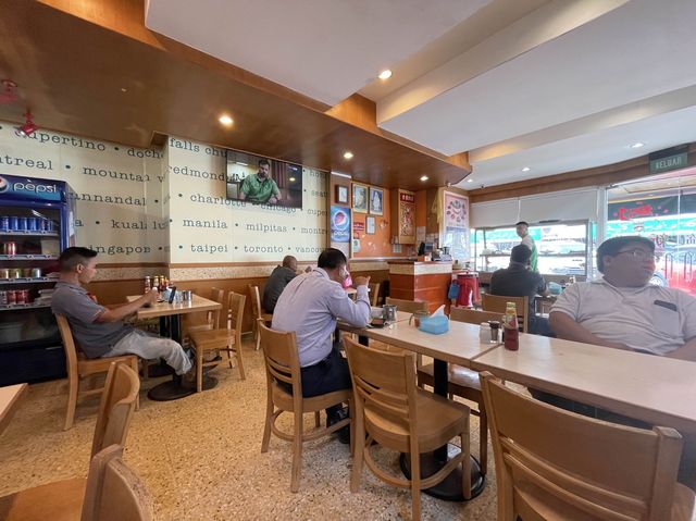 New Golden Leaf Restaurant