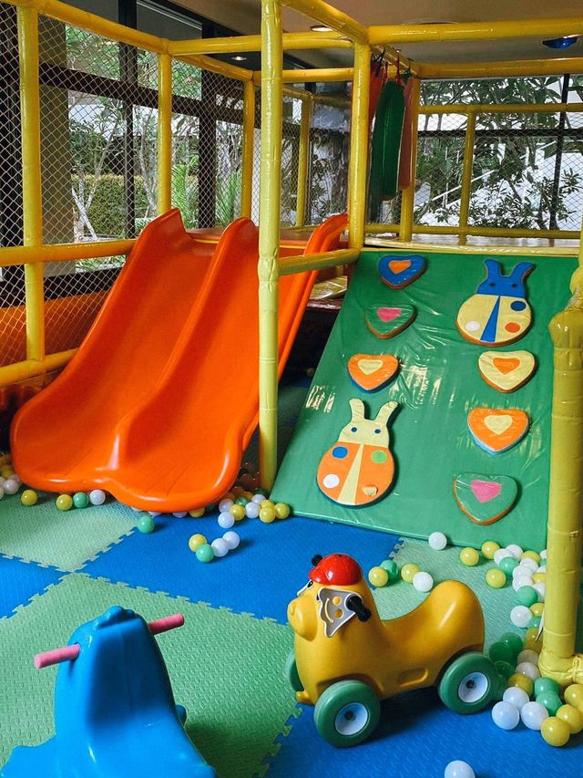 ที่พักริมทะเล Sand Dunes Chaolao Beach Resort 🏝️