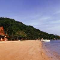 Beautiful Beaches in Krabi, Thailand🇹🇭🌺🌸