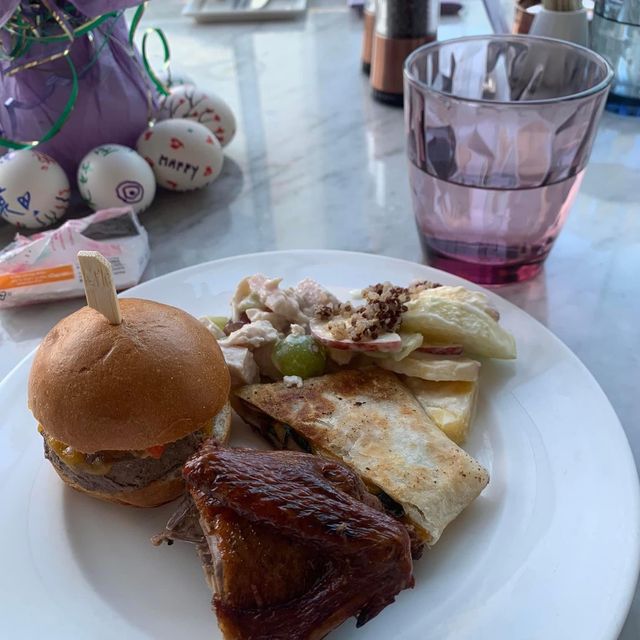 城中豪華享受😎金鐘必嘆半自助餐👍🏻JW The Lounge