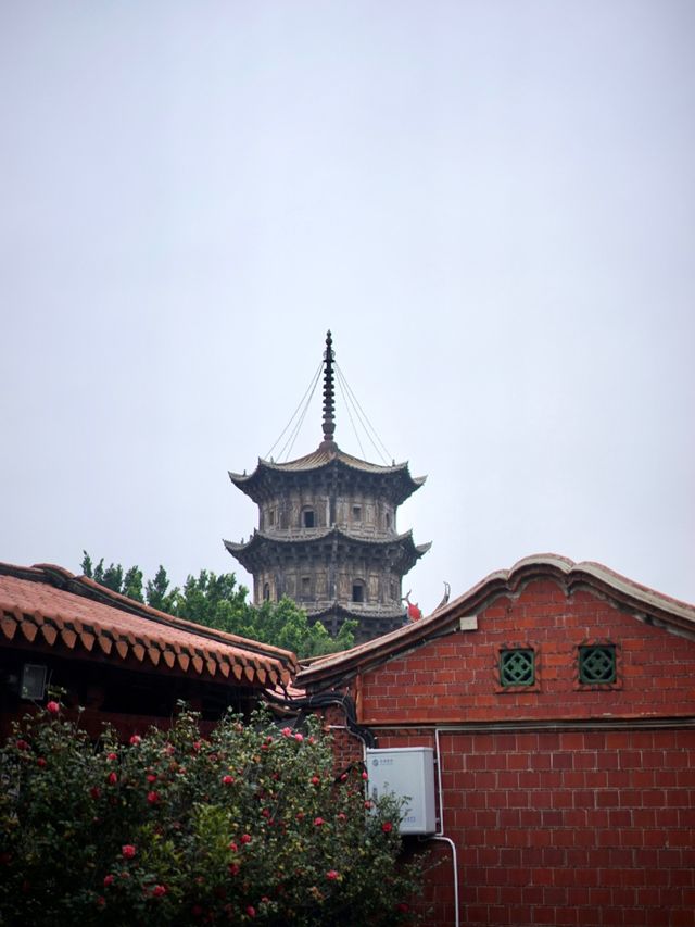 Twin pagodas of Kaiyuan Temple with intricate carvings