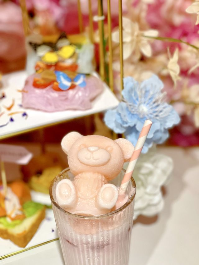粉紅花系共融打卡cafe