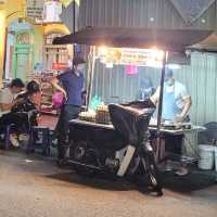 Presgrave Street Hawker Centre (local food)