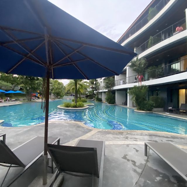 Holiday Aonang beach resort Krabi