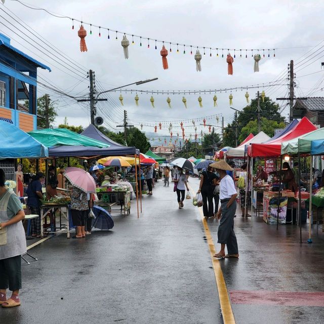 กาดกองเก่า​ เชียงของ