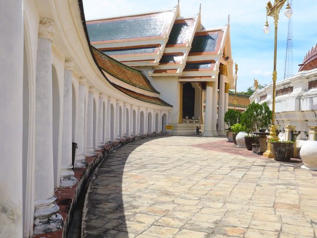 เจดีย์ใหญ่ใจกลางเมืองนครปฐม