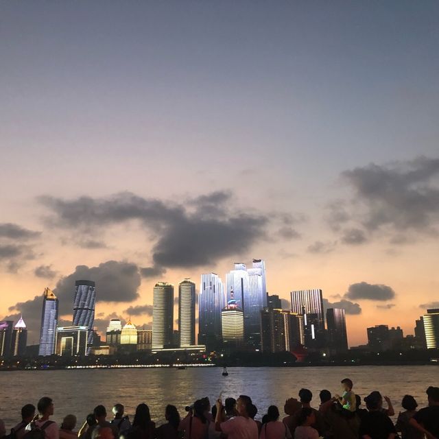 중국의 넘사벽 스케일! 칭다오 빌딩들의 야경뷰 ✨ 