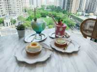 堁夏咖啡 café crotchet~位於台中歌劇院的高質感咖啡廳｜白色景觀系及視覺系網美飲品 愛打卡的你不要錯過